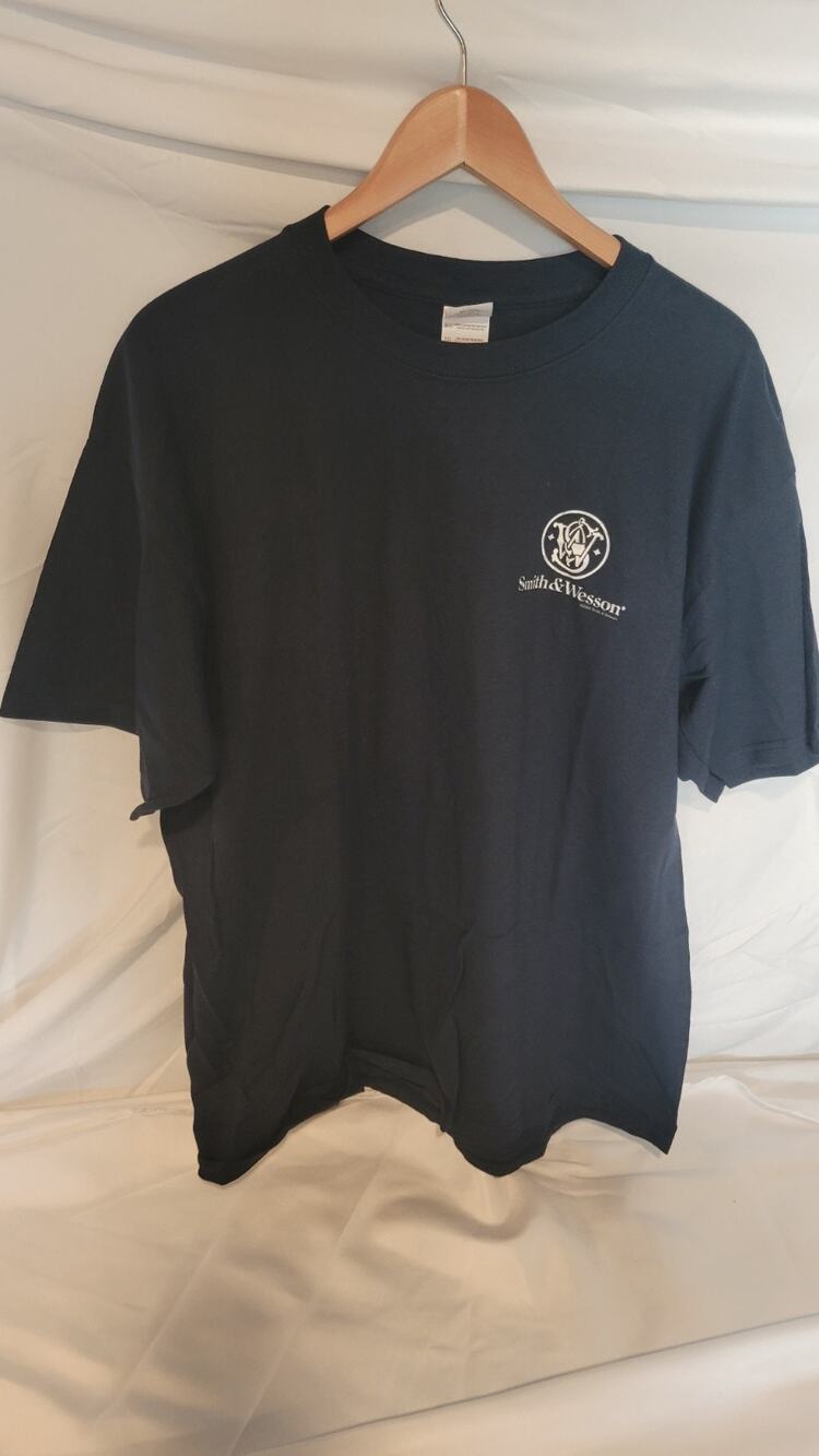 Smith & Wesson 2006 T-Shirt Men's X- Large Black Gildan Front Back Logo NWT